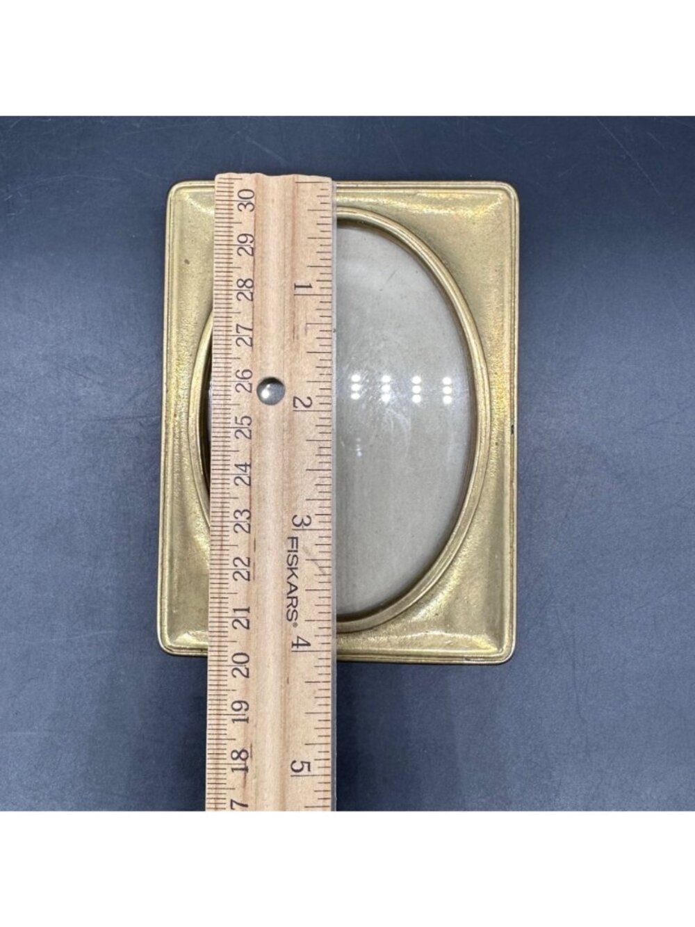 Vintage Brass Oval Photo Frame Gold Tone Metal Easel Back Picture Holder Table - Picture 8 of 9